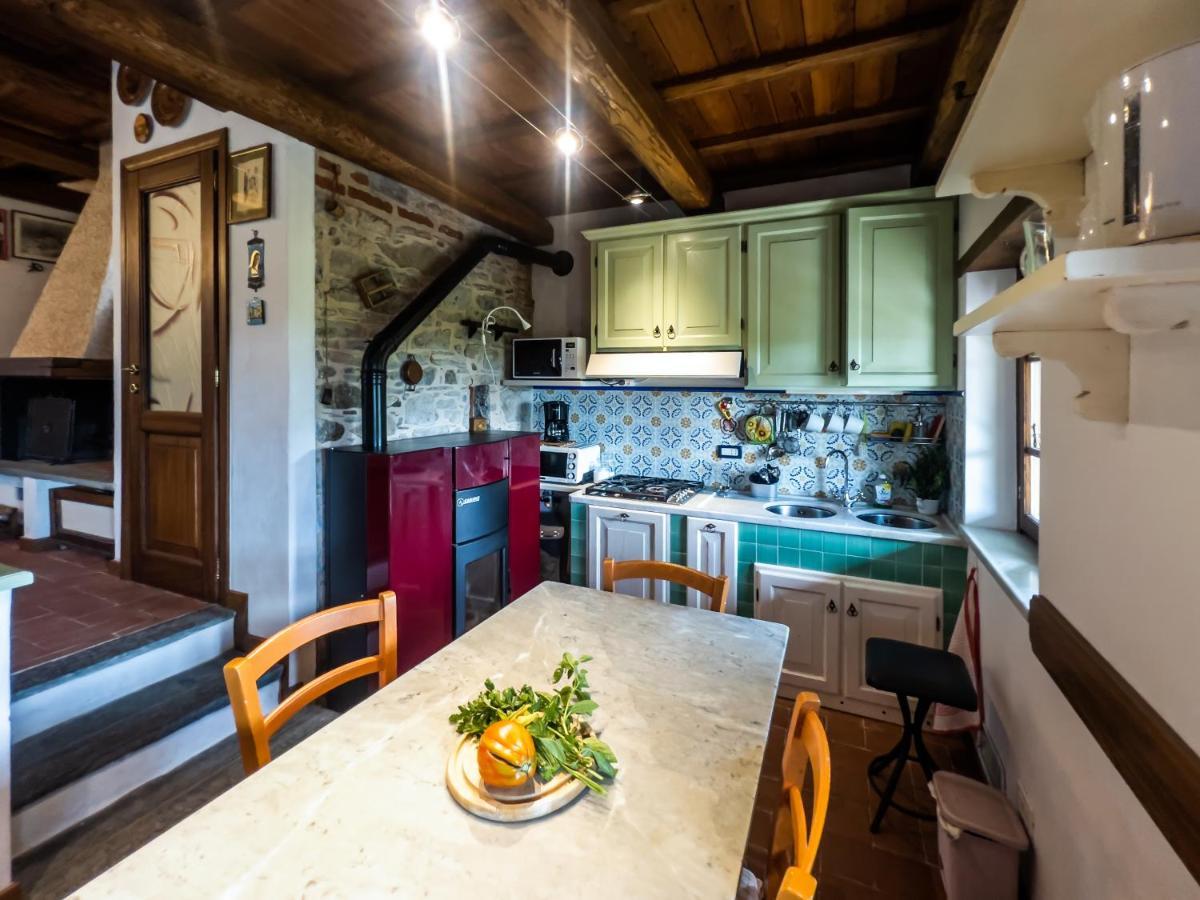 Deliziosa Casetta Sull'Appennino Toscano Montefegatesi Exterior foto